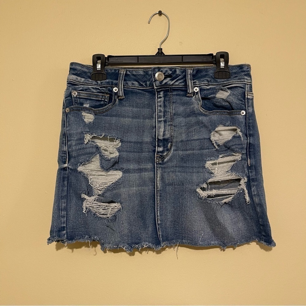 American Eagle Skirt Denim Women 12 Light Distressed Raw Hem Next Level Stretch